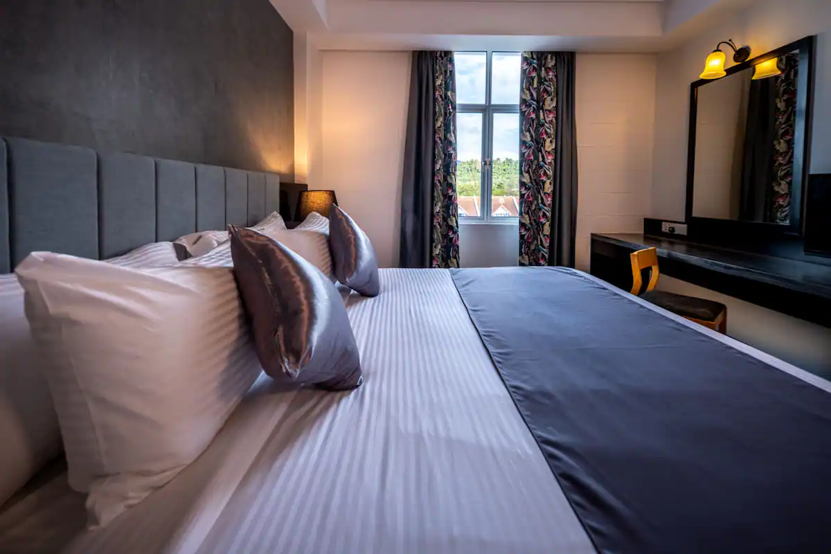 اكزاكيوتف فاميلي ستوديو سويت